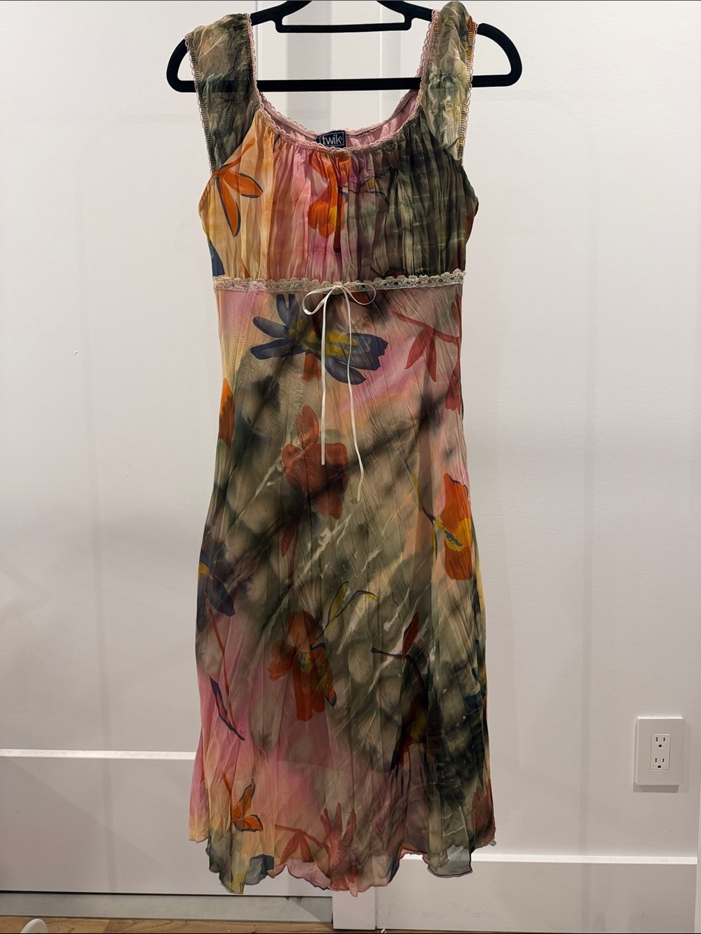 Whimsical floral dress vintage from Twik Simons